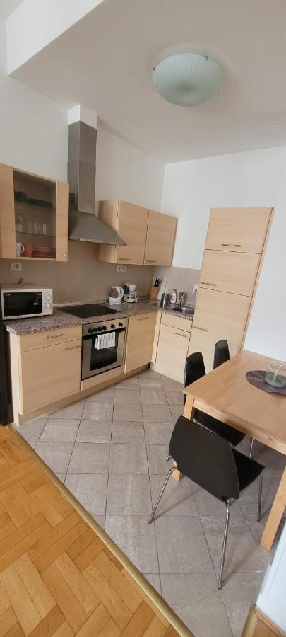 Cozy Downtown Apartment Βουδαπέστη Εξωτερικό φωτογραφία